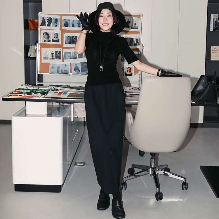 慵懒感气质百搭松紧腰黑色半身裙