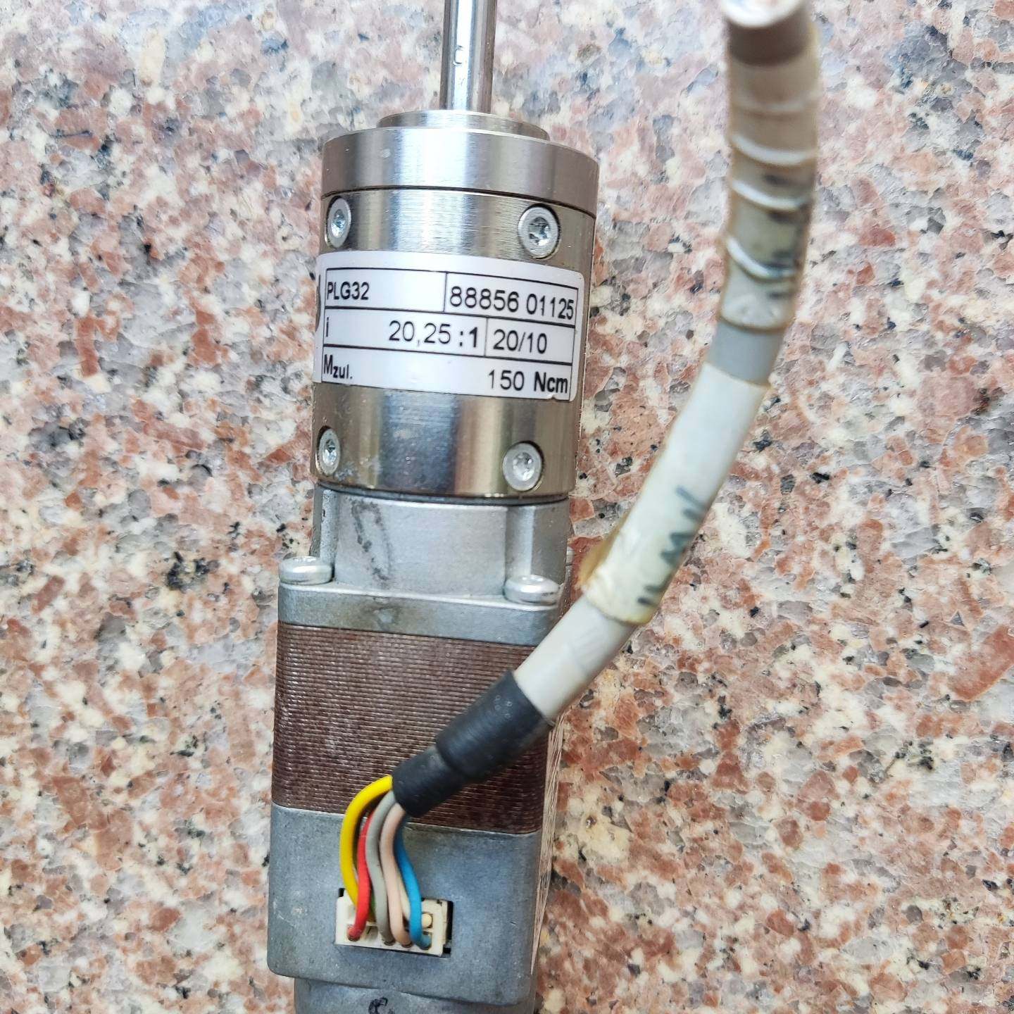 请询价-德恩科无刷减速电机PLG32 150Ncm BG31 24V