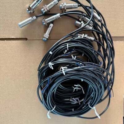 请询价-西克接近开关传感器1040773