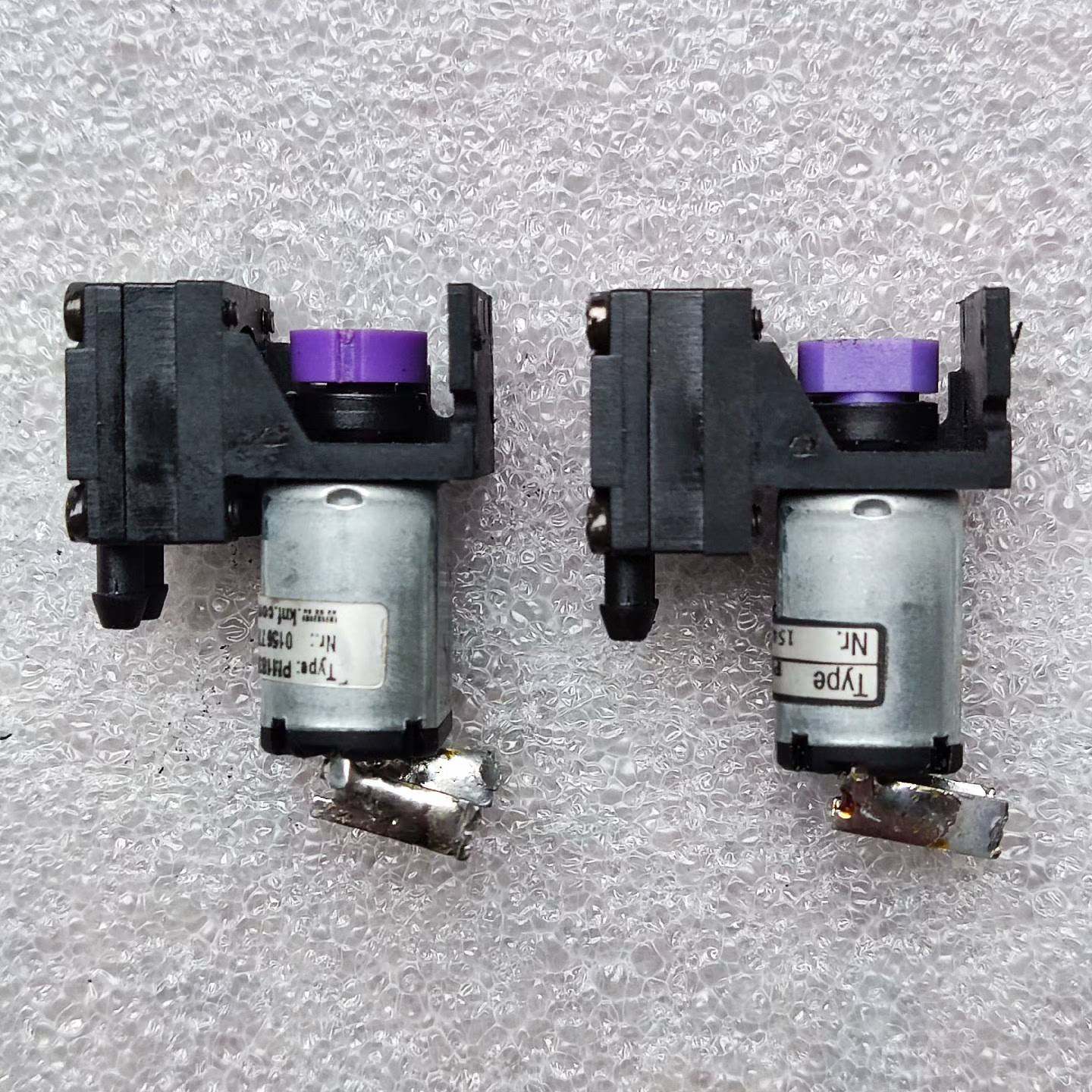 请询价-拆机KNF隔膜真空泵PM18388 PM18388-NMP0