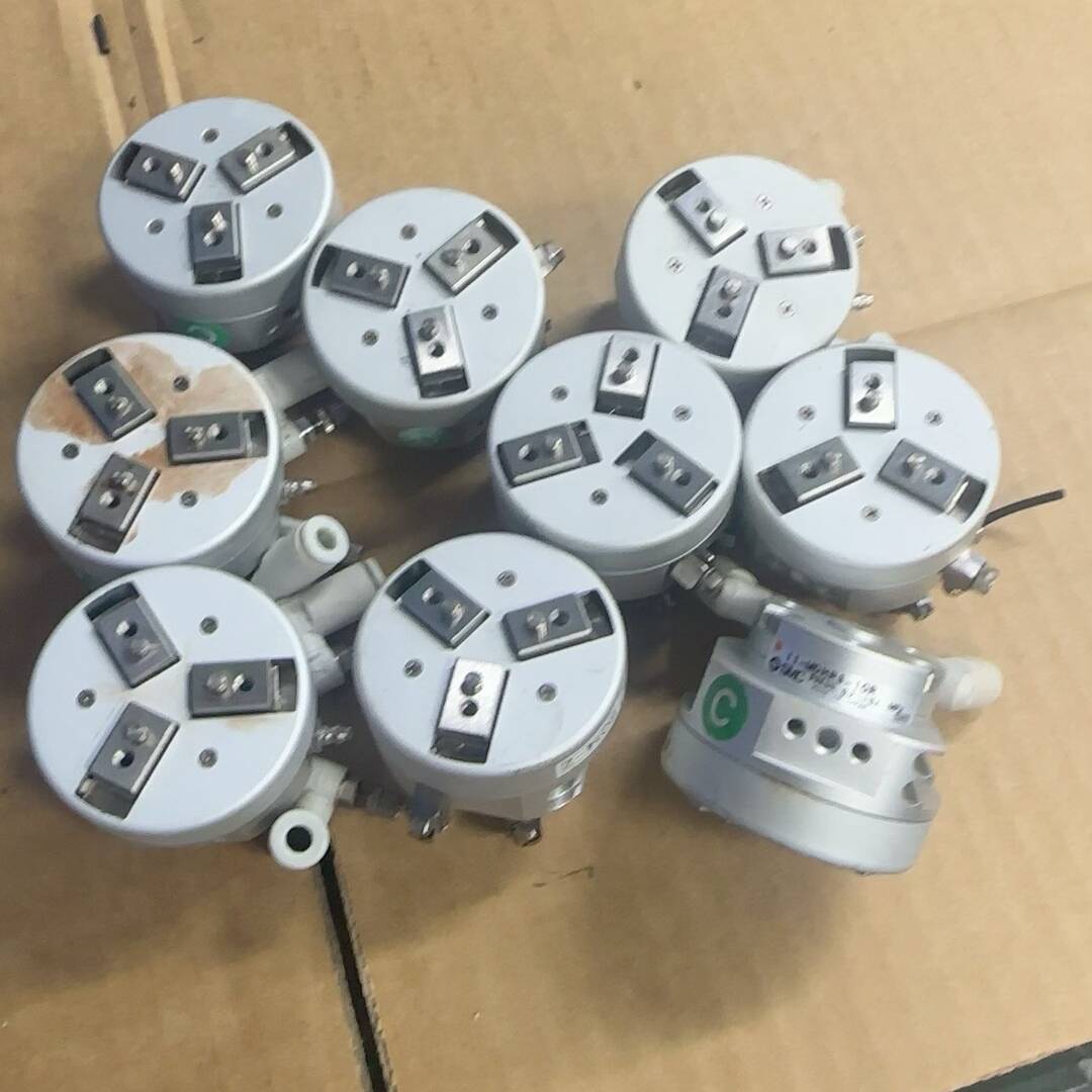 请询价-SMC原装正品 11-MDHR3-10R 夹爪气缸 二手
