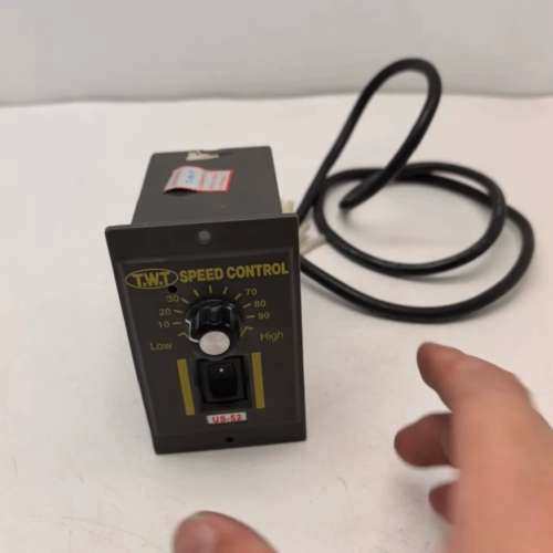 请询价；TWT US-52电机调速器，40W功率，单相220V，带开