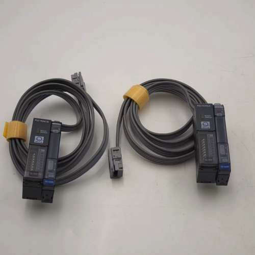 请询价；KEYENCE基恩士光纤放大器FS-V20R和QL-R01传