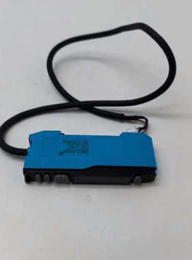 请询价；博亿精科光纤放大器ER2-22NHHW，蓝色外壳，实物如图。