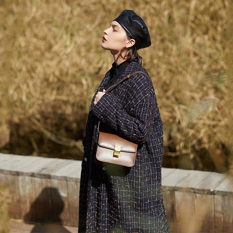 高级感街拍压棉复古风走秀外套