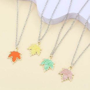 跨境新品枫叶吊坠项链简约甜美毛衣链个性夏季服装搭配儿童饰品