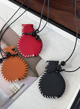 ins小众设计皮革素描花瓶挂坠长款项链百搭休闲挂脖挂件毛衣链女