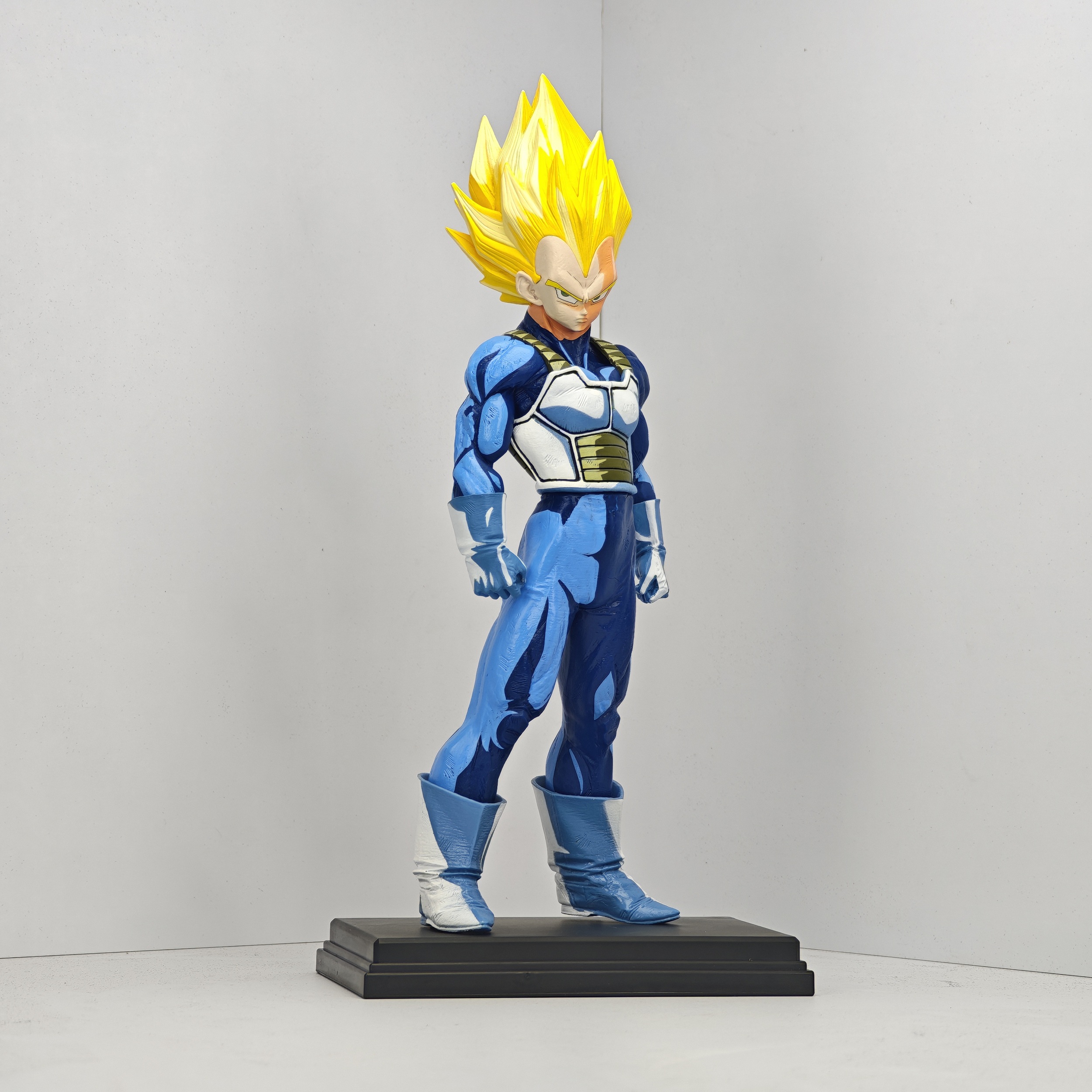 漫画色贝吉塔特兰克斯手办摆件