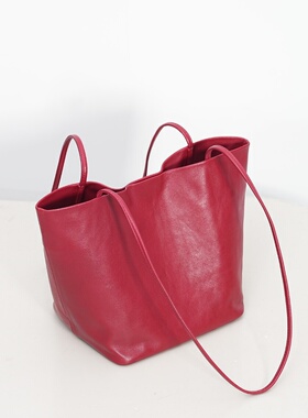 TR单肩托特包红色新款婚包羊皮手提复古通勤百搭大容量水桶包