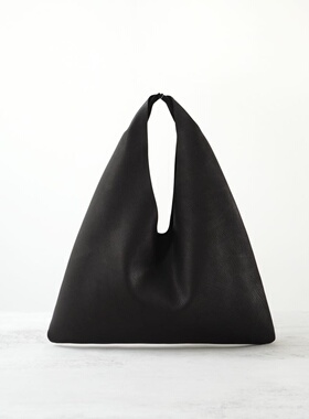 TR黑色真皮bindle三角包双面用可爱胎牛皮双色女手提托特包松弛感