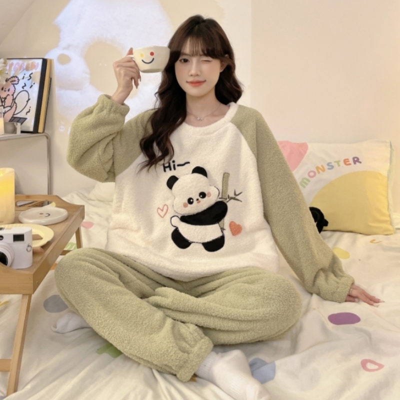 秋冬季新款睡衣女法兰绒可爱甜美卡通珊瑚绒加厚加绒保暖家居服