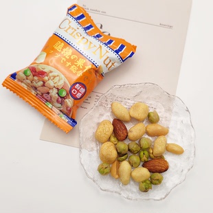 维拉乐脆烧果仁碗豆花生杏仁结婚订婚伴手礼办公室休闲零食散装