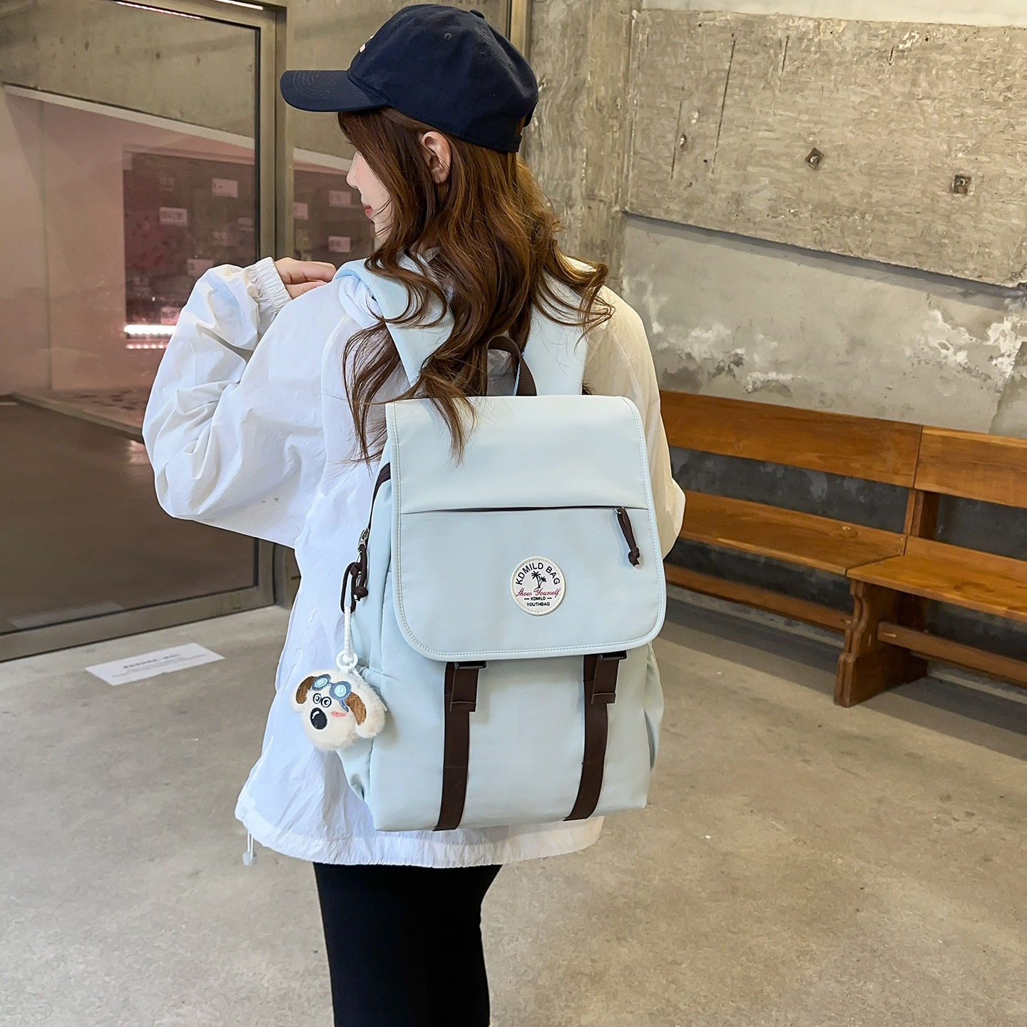 大学女生双肩包日常通勤背包2026新款大容量初高中生书包