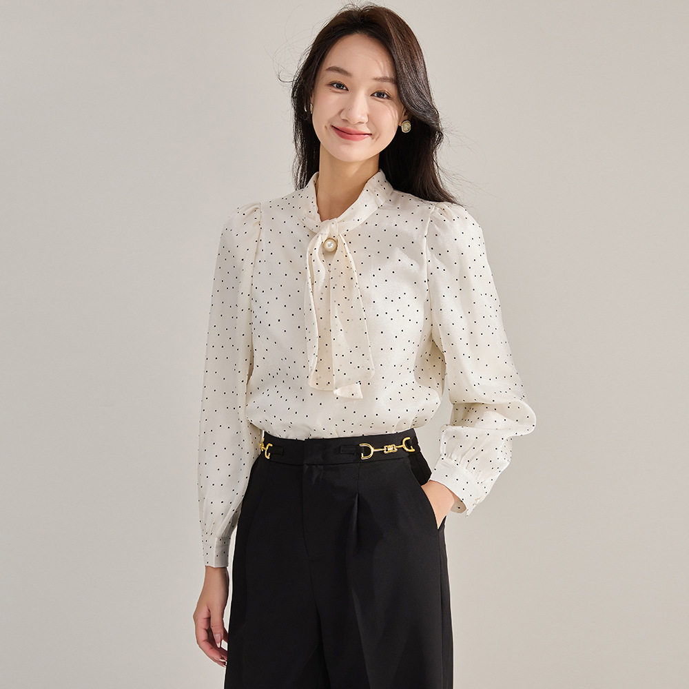 2026春新款法式波点珍珠衬衫钻石纱蝴蝶结别致绝美白色上衣女