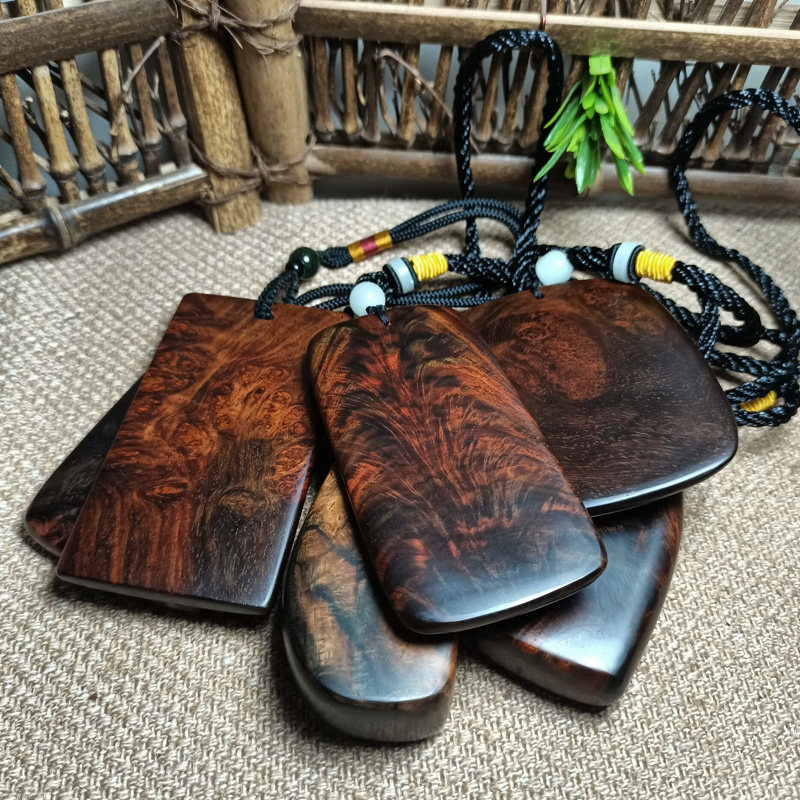 老挝大红酸枝水波羽毛纹木雕无事牌 交趾黄檀红木文玩把玩件挂饰