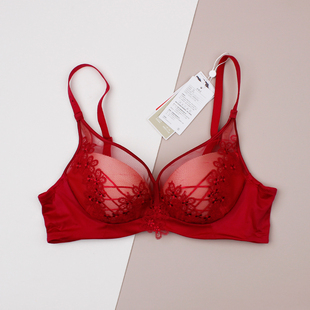 曼妮芬正品 女舒适长三角无钢圈文胸AB厚C薄性感聚拢内衣20812302