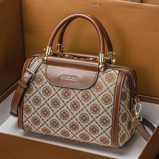 名牌女士手提包包女2025新款波士顿枕头包真皮女包斜挎单肩包