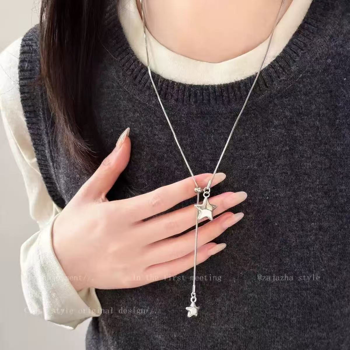 简约银色星星吊坠可抽拉项链女轻奢高级感气质毛衣链甜酷颈链配饰