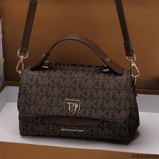 名牌真皮女包斜挎包2025新款通勤包包女式洋气时尚单肩小方包