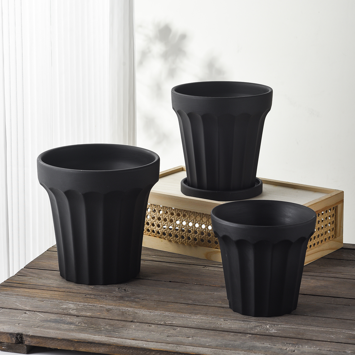 哑黑宽边花盆简约室内绿植花盆栽