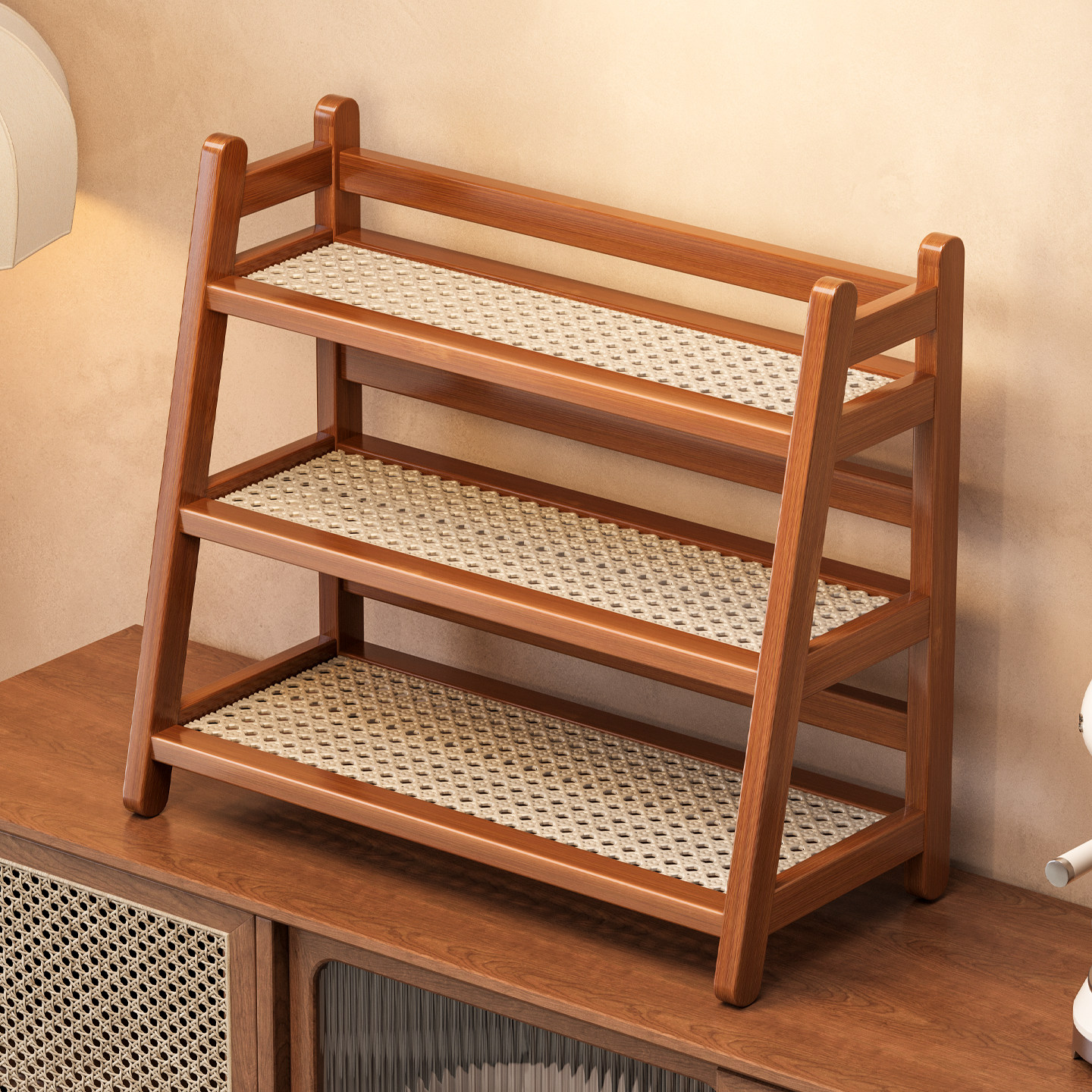 杯子收纳架小型中古风置物架多层家用客厅茶杯厨房台面墙角藤编架