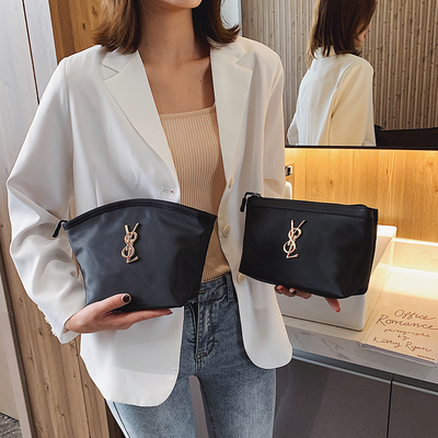 可爱化妆包新款手拿包包