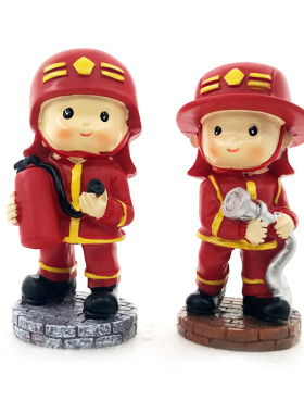 消防员蛋糕装饰公仔 男孩儿童梦想生日蛋糕摆件插件水枪灭火器D88