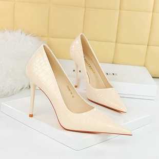 BIGTREE时尚宴会女鞋细跟浅口尖头石头纹漆皮单鞋绿色10CM高跟鞋