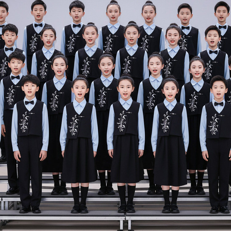 新中式风儿童合唱演出服蓝色刺绣中国风小学生爱国礼服男女童