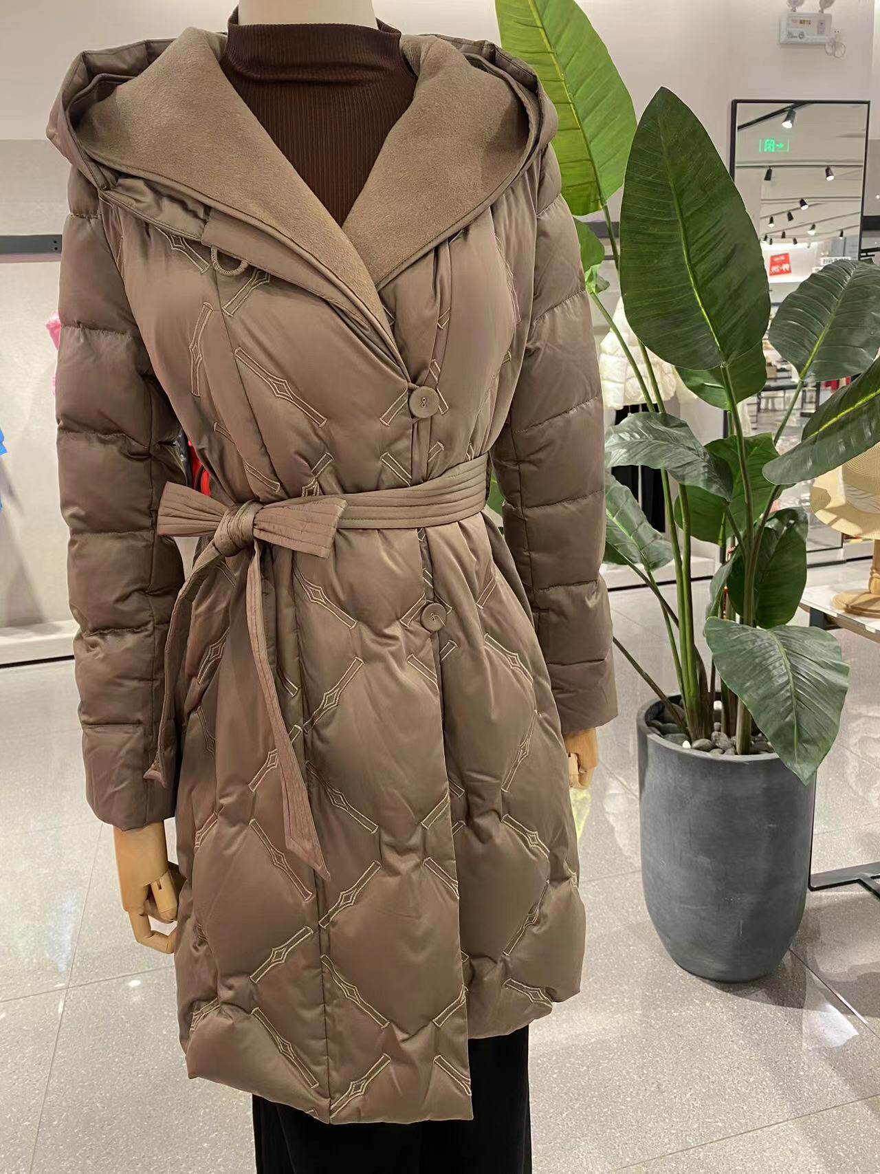 CODIXSE珂蒂珂思高端白鹅绒羽绒服可拆卸连帽系带外套