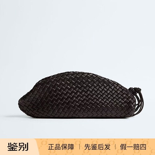 BottegaVenetaOnda编织手拿包