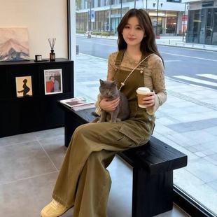 韩系工装风背带裤套装女冬季复古宽松两件套一整套穿搭
