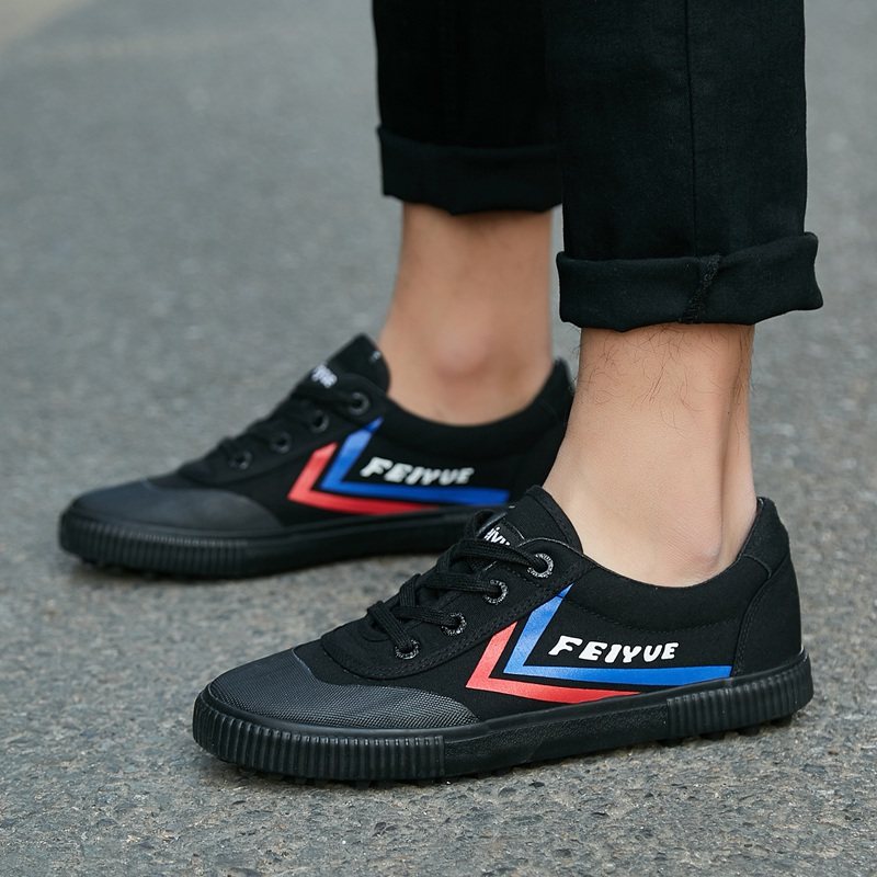 飞跃球鞋低帮系带学生训练鞋透气帆布鞋防滑软底草地碎钉足球鞋|ruв категории спортивные туфли new, футбольные ботинки - от Buy2taobao.com для оказания профессиональной услуги покупки агента Taobao