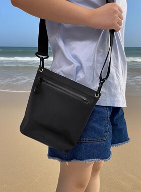 潜水级IPX8级防水包｜2.5L大容量户外防水袋-军工级TPU海帕龙面料