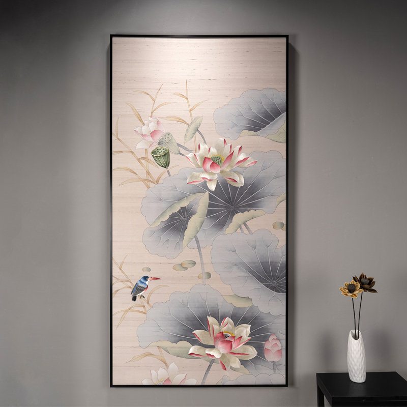 现代新中式手工苏绣荷塘闲趣荷花花鸟玄关背景精品装饰画局部刺绣图片