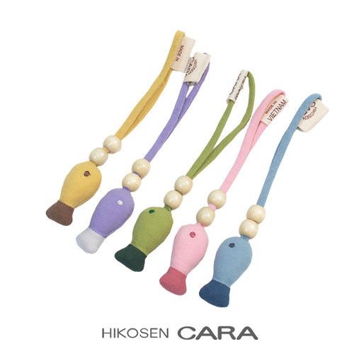 HIKOSEN CARA卡拉猫卡通小鱼挂件彩色布艺木珠装饰可爱包包挂饰