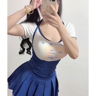 甜欲风挂脖背带裙套装 T恤 女夏季 辣妹设计感百褶短裙甜美印花短袖