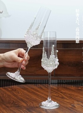 新款红酒杯新婚礼物送闺蜜高级实用结婚订婚高颜值高脚杯礼盒装