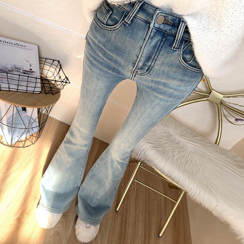 特显瘦浅蓝色高腰喇叭牛仔裤女冬