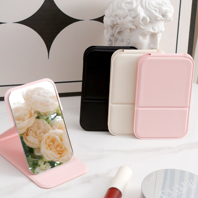 北欧风格手持基础包装学生宿舍