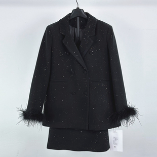 6135小香风毛呢羽绒套装 女冬高档气质时髦烫钻西服外套短裙两件套