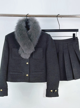 6788小香风狐狸毛领羽绒套装女秋冬时尚轻奢毛呢上衣半身裙两件套