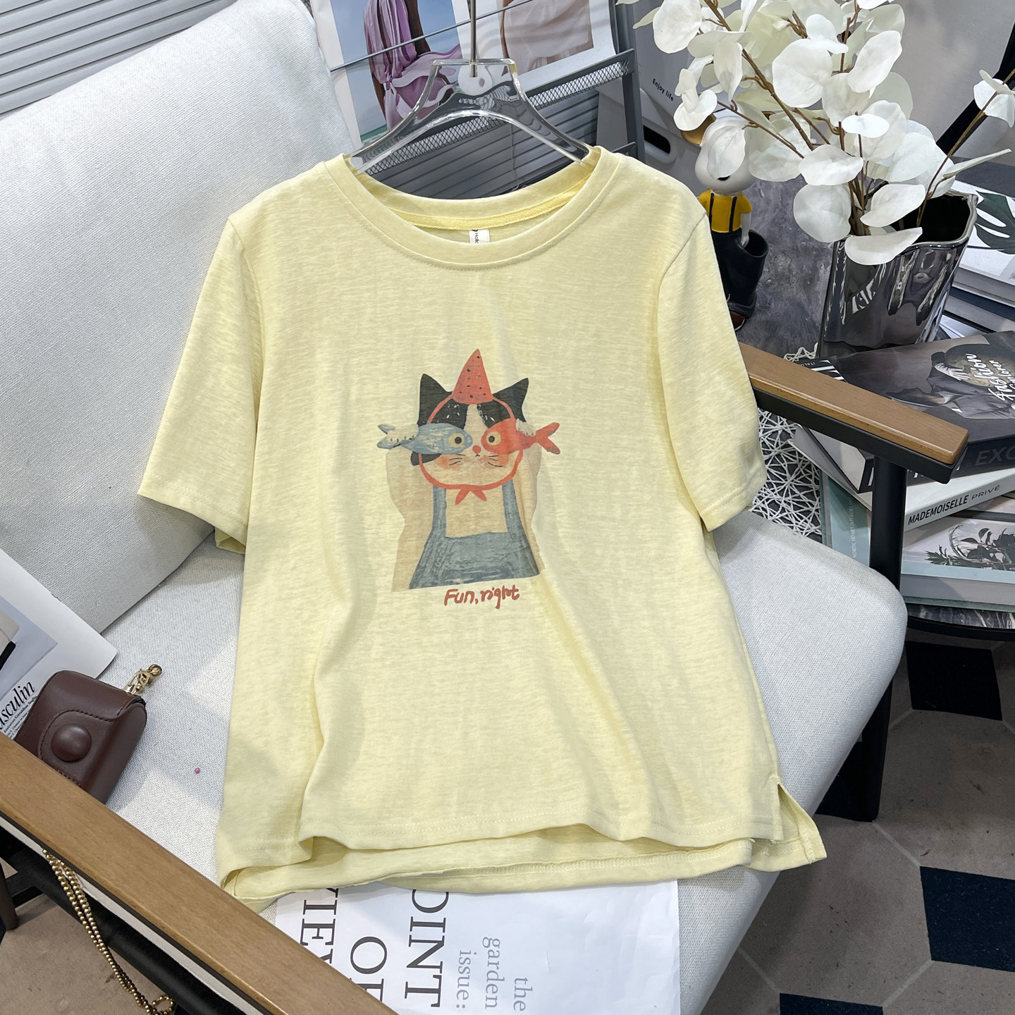 胡子叔大码女装夏季新款韩系卡通小猫印花设计感圆领T恤宽松上衣