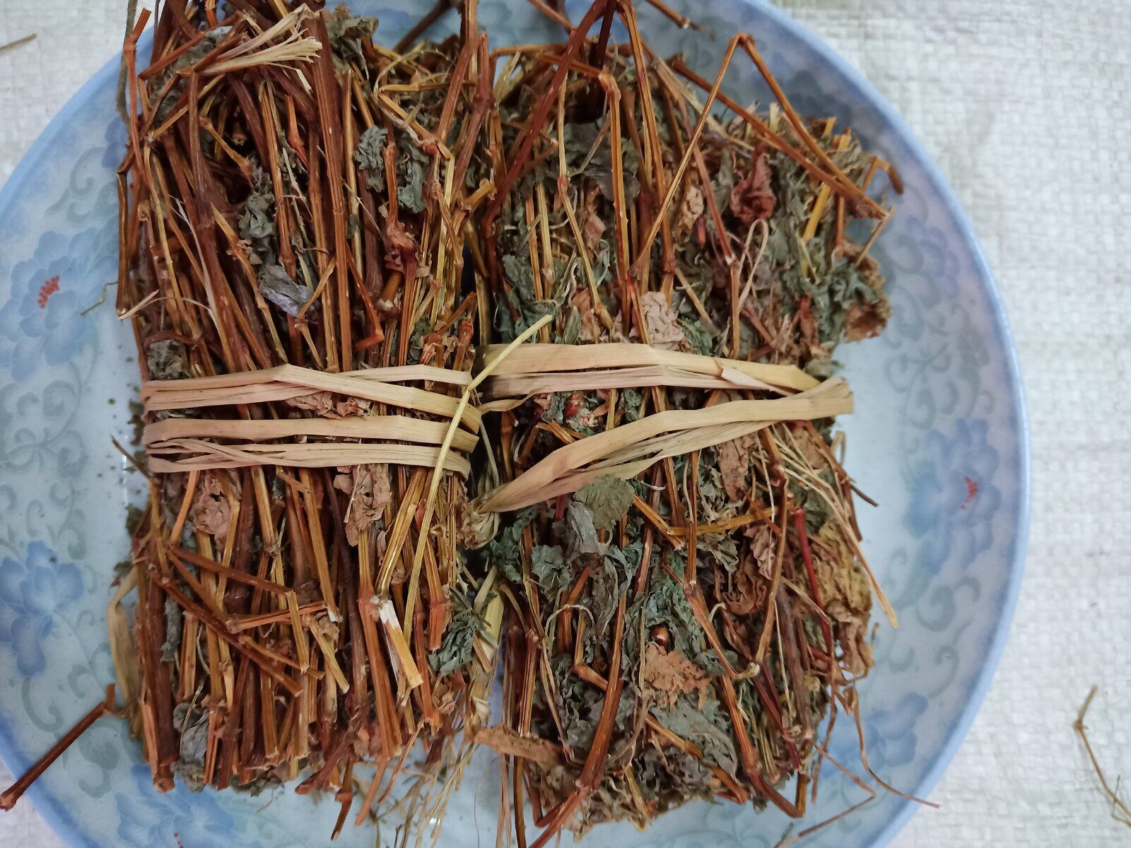 野生杠板归刺 酸浆草老虎刺河白草 蛇倒退 蛇不过500克包邮