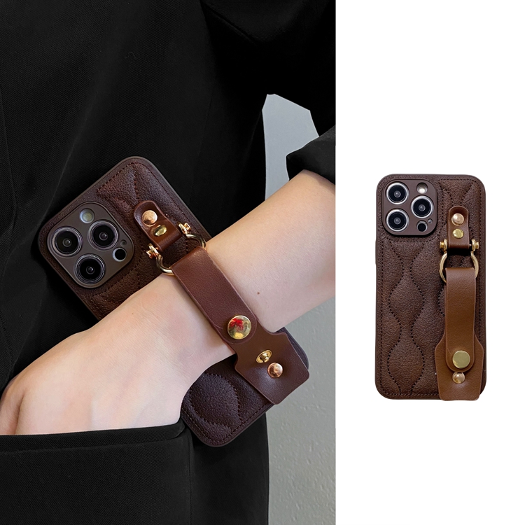 秋冬深棕色菱格羽绒服皮质手腕带适用华为Mate70pro手机壳mate60美拉德p80小众p70时尚p60高级感新款软套女