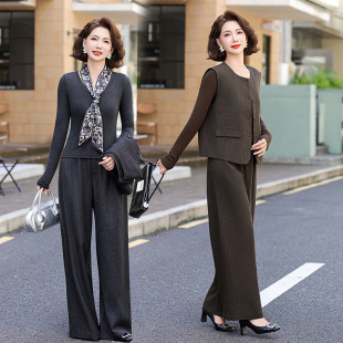 小香风妈妈秋装时尚洋气马甲套装中老年女装气质显瘦小香风三件套