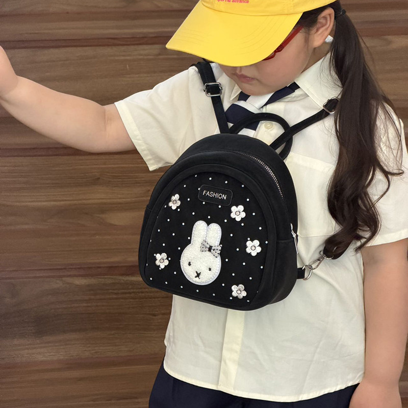 幼儿园儿童包可爱卡通女童宝宝迷你背包洋气小女孩外出轻便双肩包