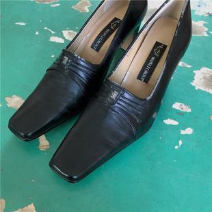 舒适粗跟简约款 vintage复古昭和风怀旧款 方头古着单鞋