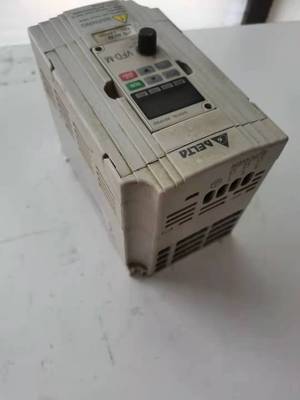 台达变频器 VFD004M23A 0.4KW 220V 有破损 功能正常