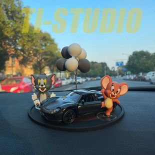 饰品可爱卡通模型手办玩偶创意礼物 猫和老鼠汤姆杰瑞汽车载摆件装